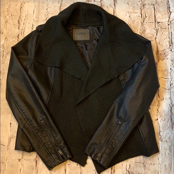 Lulus Jackets & Blazers - EUC Lulu’s Ci Sono black faux leather jacket